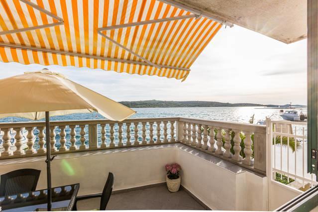 Apartment Masa พิโรวัซ ภายนอก รูปภาพ