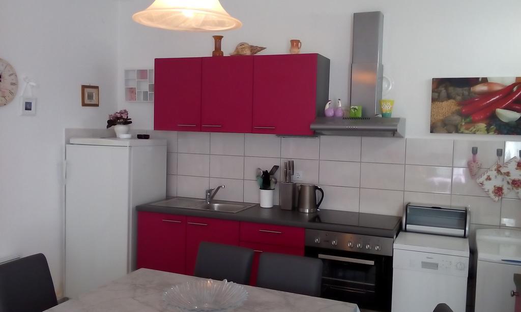 Apartment Masa พิโรวัซ ภายนอก รูปภาพ
